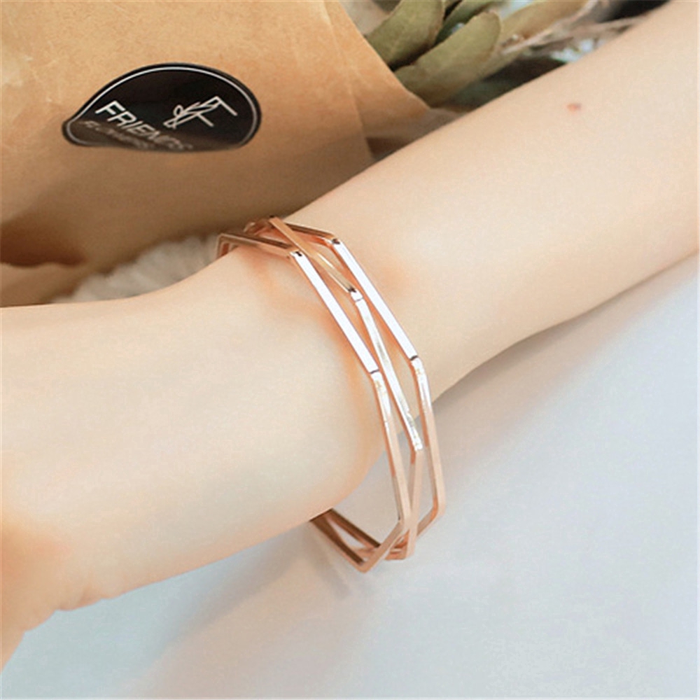 Vòng tay kim loại dạng hở nhiều lớp thời trang dành cho nữ