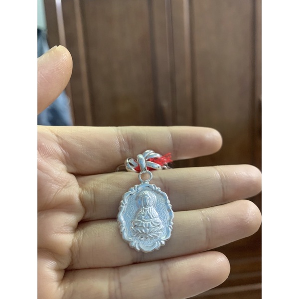 Mặt dây chuyền hình phật bà tròn hoa bạc ta
