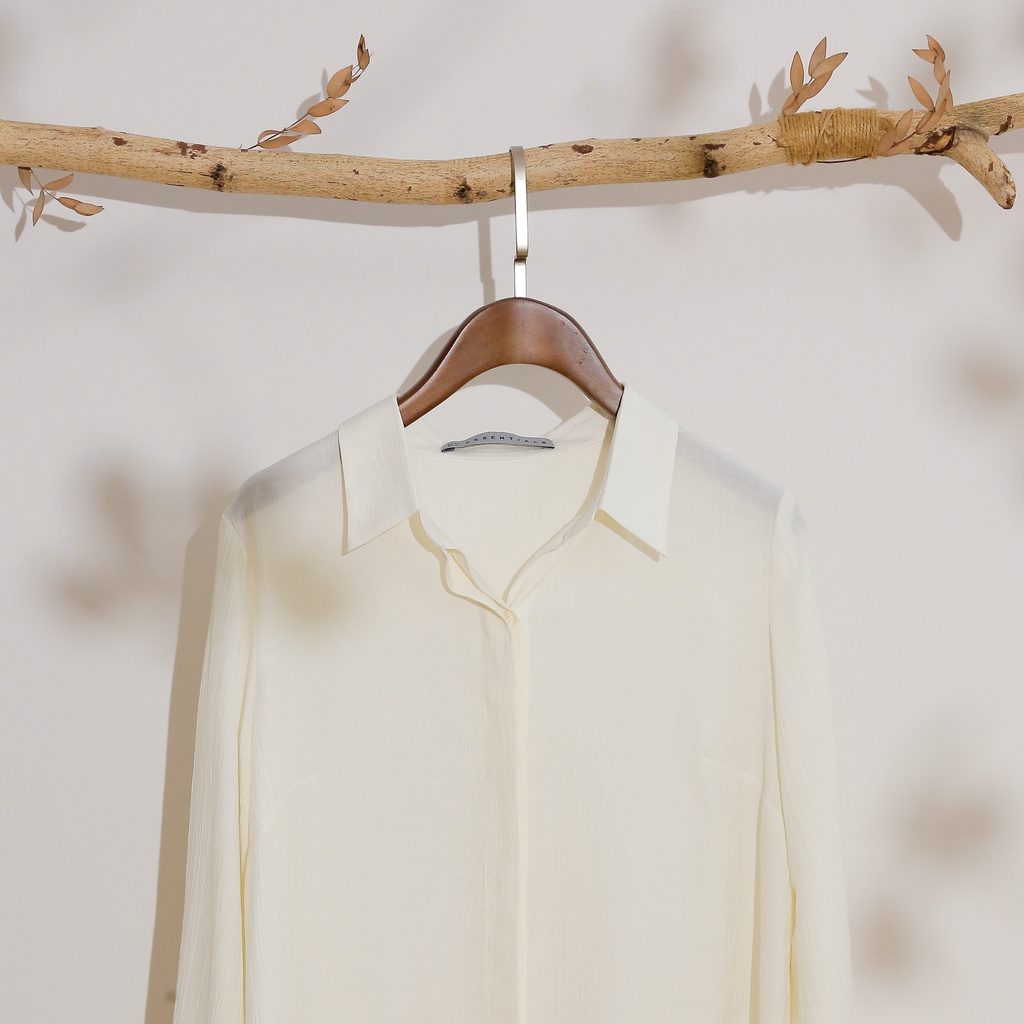 Áo sơ mi nữ MOMOCO dài tay ESSENTIALS The Everyday Shirt chất tơ nhăn thanh lịch M2770