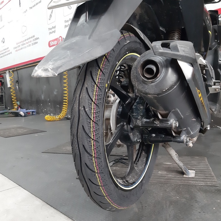 Vỏ Maxxis 100/70-17 gắn vừa cho Exciter 135, Raider, Axelo...  030035