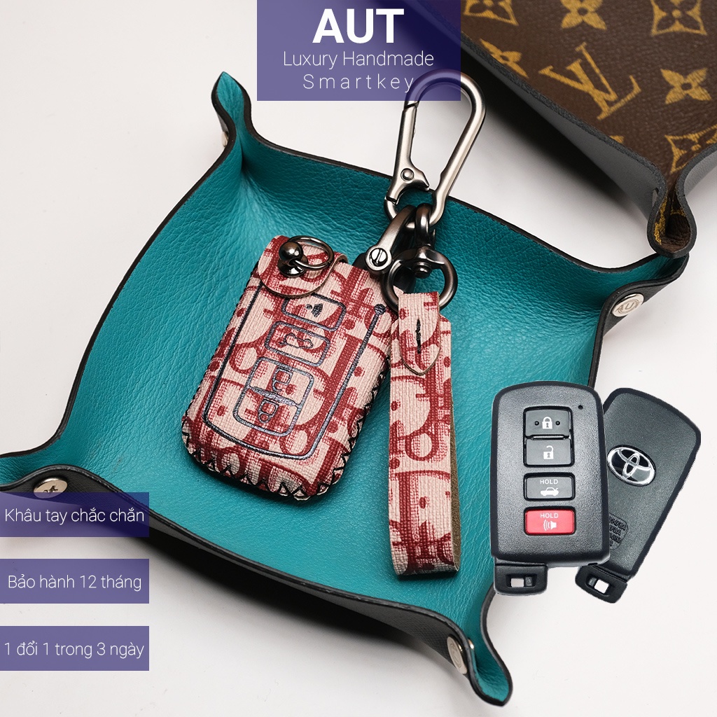 Ốp da chìa khóa ô tô Toyota Altis Camry Highlander Dior khâu tay TATV CD có tay cầm