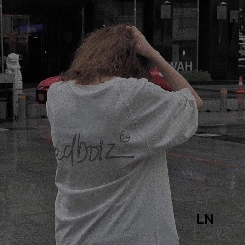 Áo phông SADBOI chữ xám in 2 mặt DA6