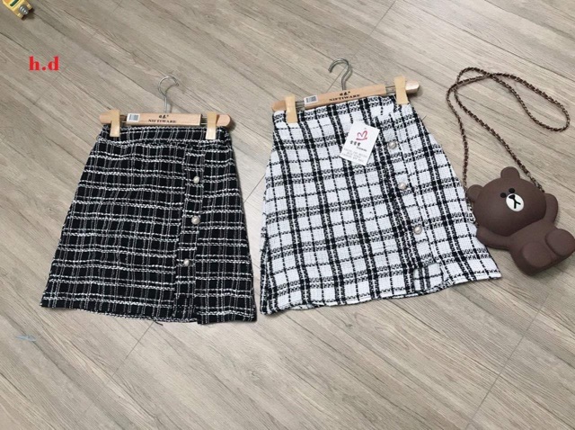 Chân váy dạ kẻ đính cúc HDN877 | BigBuy360 - bigbuy360.vn