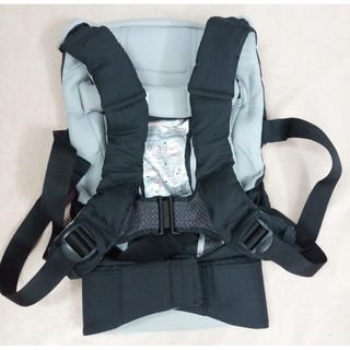 Địu em bé Combi La Qpit 3 cách