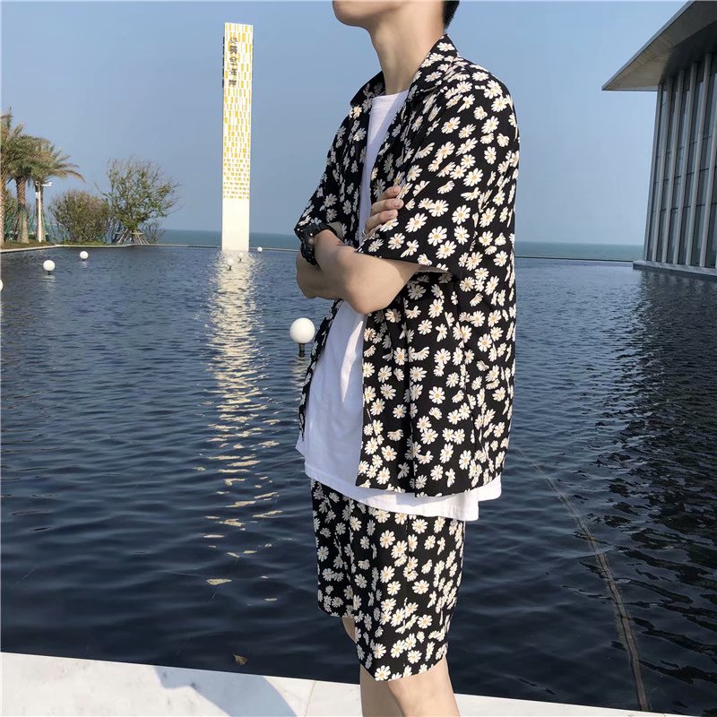 Men's Fashion Chrysanthemum Pattern Short Sleeve Shirt And Shorts Set