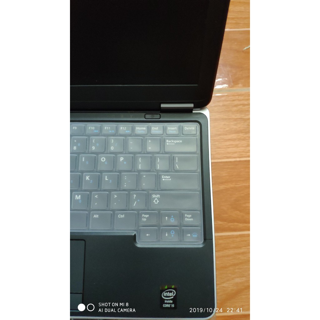 Laptop doanh nhân Dell latitude E7240, màn 12.5, nhỏ, gọn, nhẹ(có 2 phiên bản i5 và i7) | WebRaoVat - webraovat.net.vn