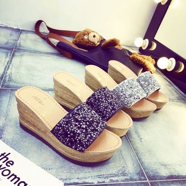 Giày xuồng đính đá chảnh