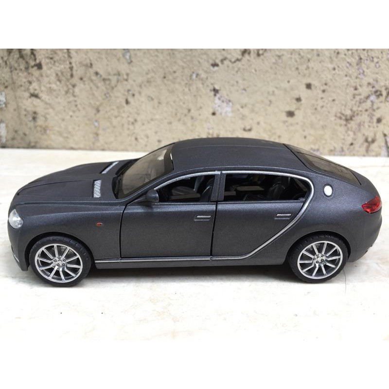Mô hình xe Bugatti 16C Galibier 1:32