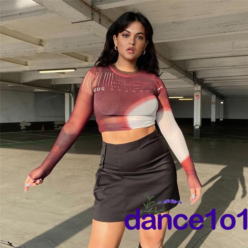 Áo croptop tay dài cổ tròn dáng ôm in họa tiết thời trang cho nữ