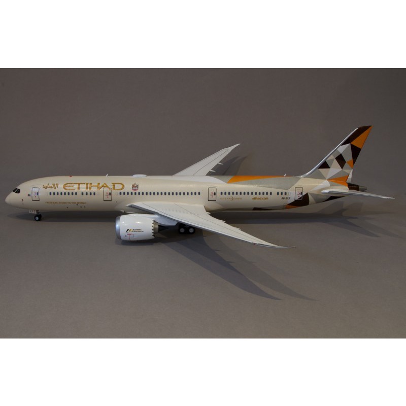 Mô hình lắp ráp | Máy bay chở khách Boeing 787 Dreamliner | Zvezda