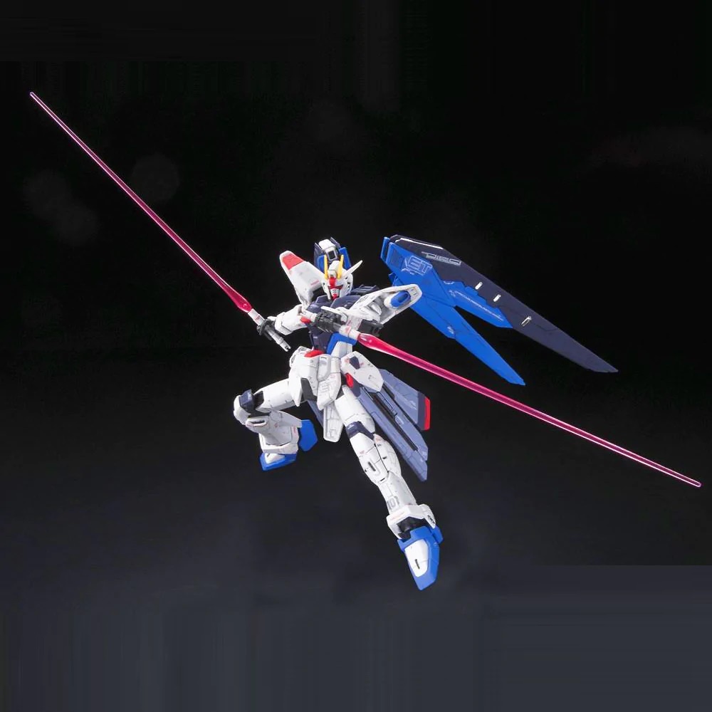 Mô Hình RG Freedom Gundam ZGMF-X10A Seed Destiny 1/144 Real Grade Bandai Đồ Chơi Lắp Ráp Anime Nhật
