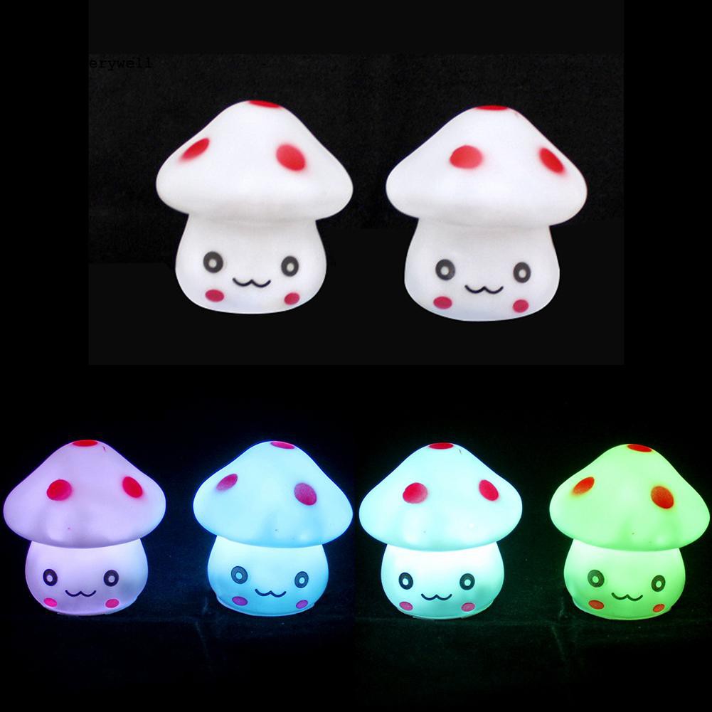 Đèn ngủ mini hình nấm nhiều màu sắc