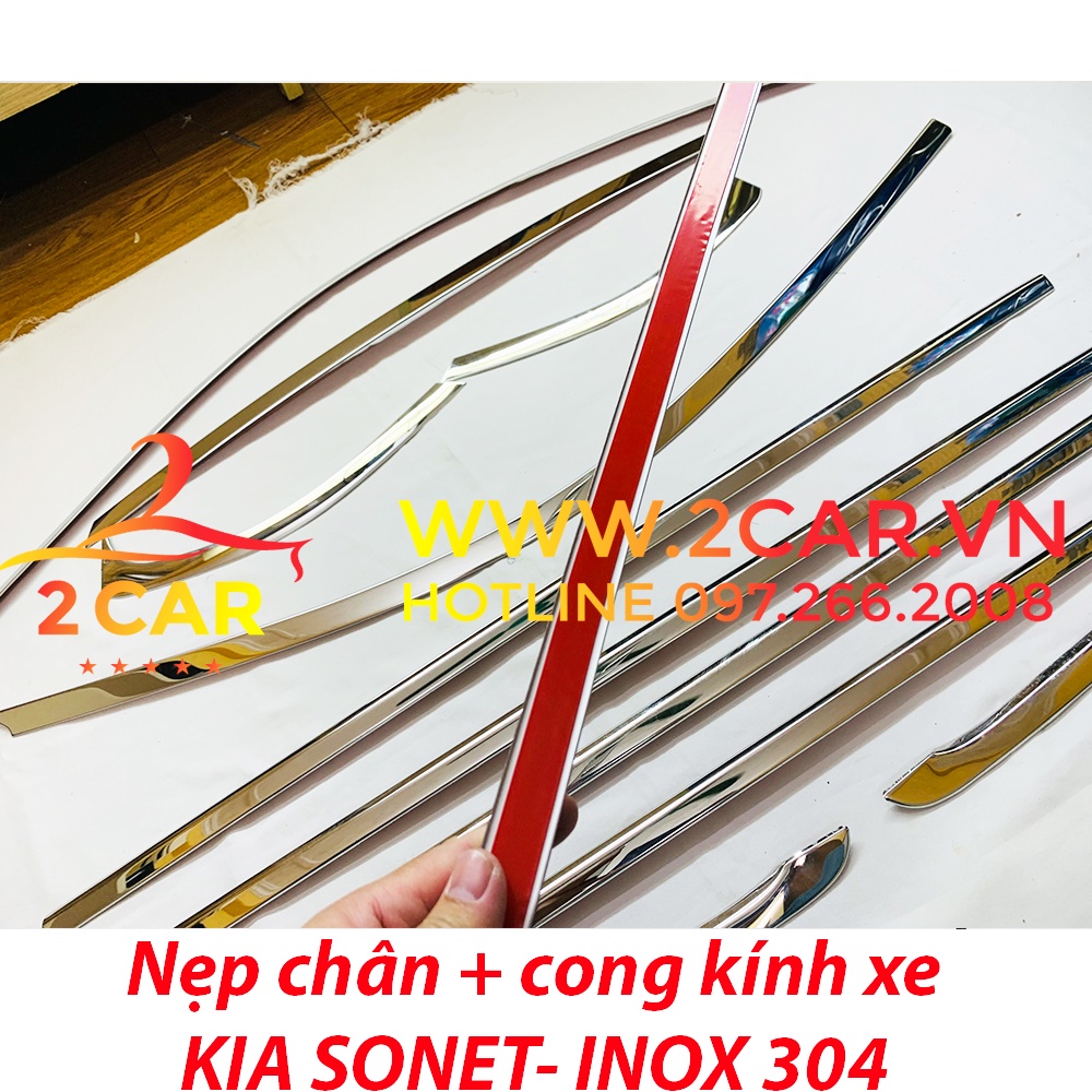 Nẹp viền chân kính, cong kính xe KIA SONET 2021- 2022 chất liệu inox 304 sáng bóng