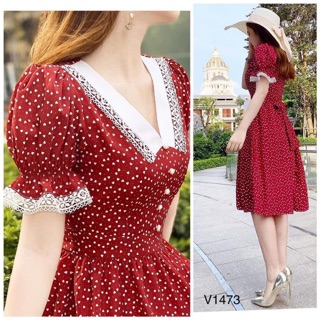 Váy xoè chấm bi
