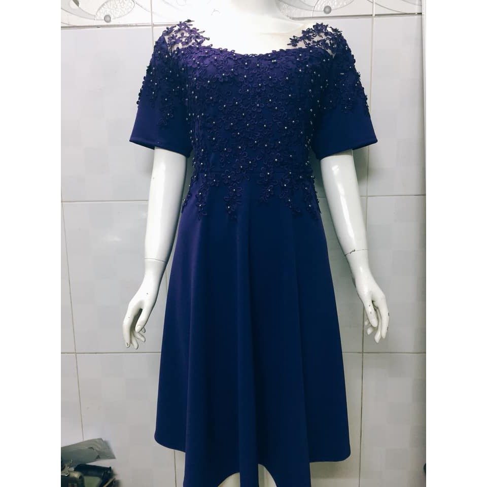 đầm trung niên thiết kế cho nữ