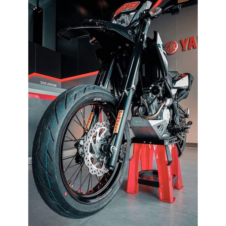 Cặp vỏ Pirelli Rosso Sport size 110/70-17 và 150/60-17 cho Motor: KTM 200 250 390, R15 R3, NINJA 300 400, giá 1 cặp