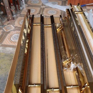 Tay nắm cửa kính cửa gỗ cửa cổng