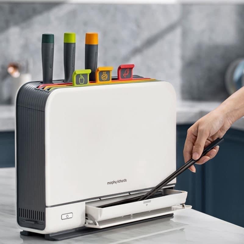 Bộ dao thớt và máy kháng khuẩn mẫu mới nhất của Morphy Richards