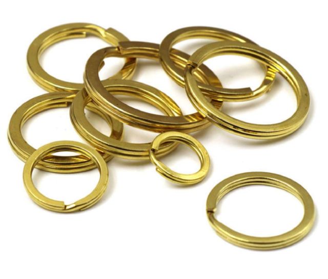 2 chiếc khoen tròn đồng thau