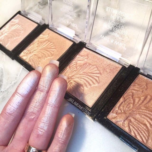 Phấn bắt sáng Wet n Wild MegaGlo Highlighting Powder | BigBuy360 - bigbuy360.vn