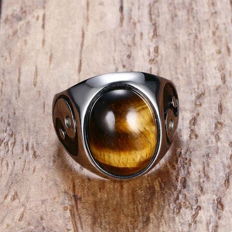 Nhẫn Nam Đính Đá Oval Phong Cách Retro