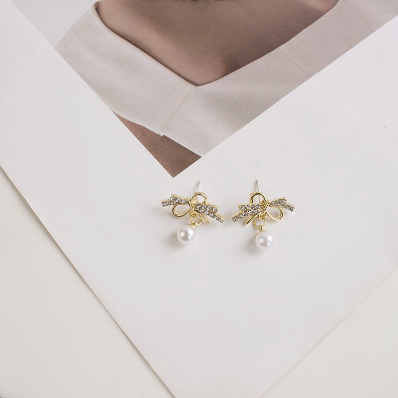 1 Đôi Bông Tai Hình Nơ Đính Pha Lê Và Ngọc Trai Thời Trang Ngọt Ngào Cho Nữ