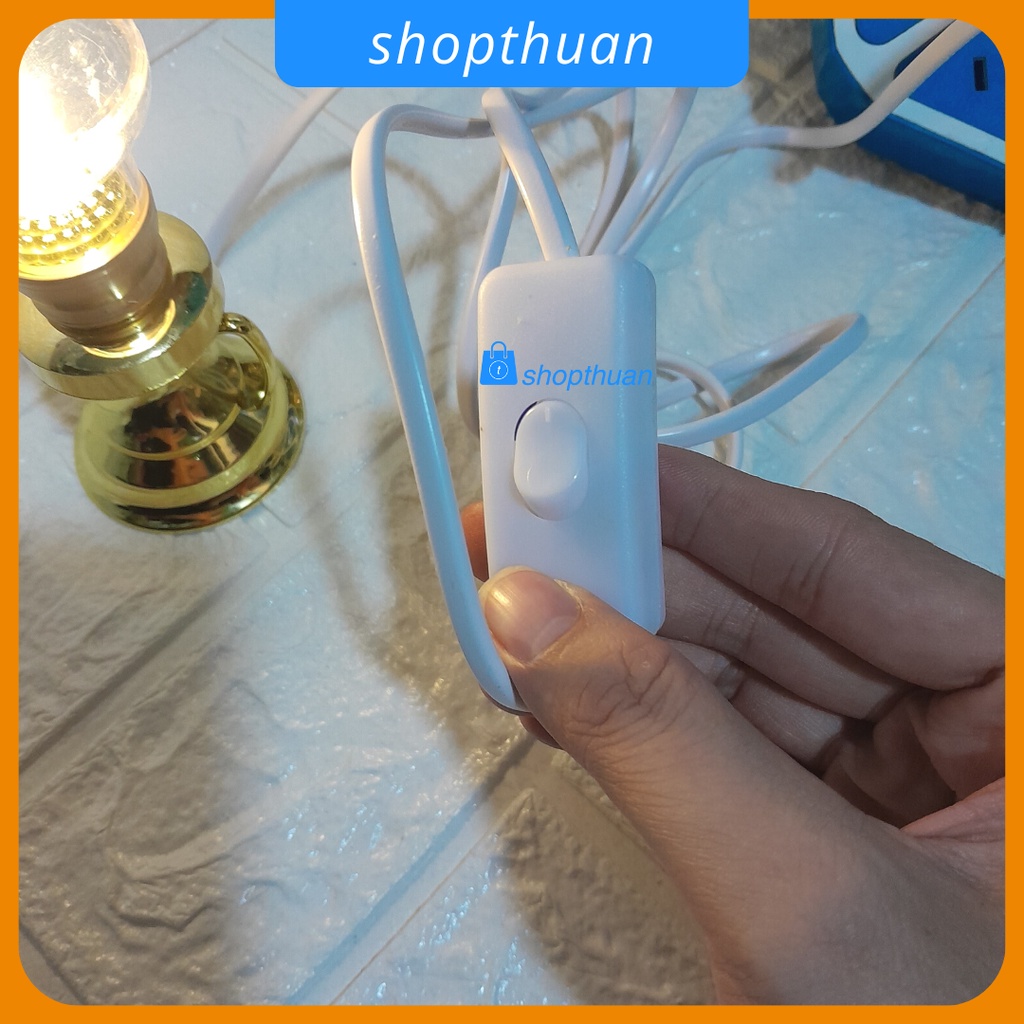 Đèn bàn thờ LED chân nhựa xi vàng, có công tắc