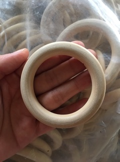 2 cái Lục lạc vòng gỗ làm đồ chơi cho bé
