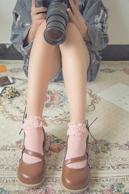 Tất nhún lolita cổ thấp viền ren đính nơ tiểu thư