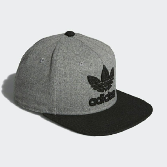 Nón adidas 3 màu đen đỏ và xám