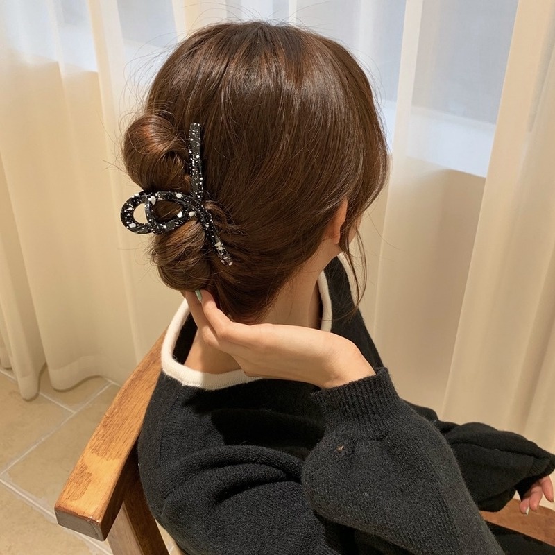 Kẹp tóc càng cua đơn giản thời trang phong cách Hàn Quốc