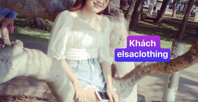 Áo Croptop tay phồng cổ vuông nút bọc