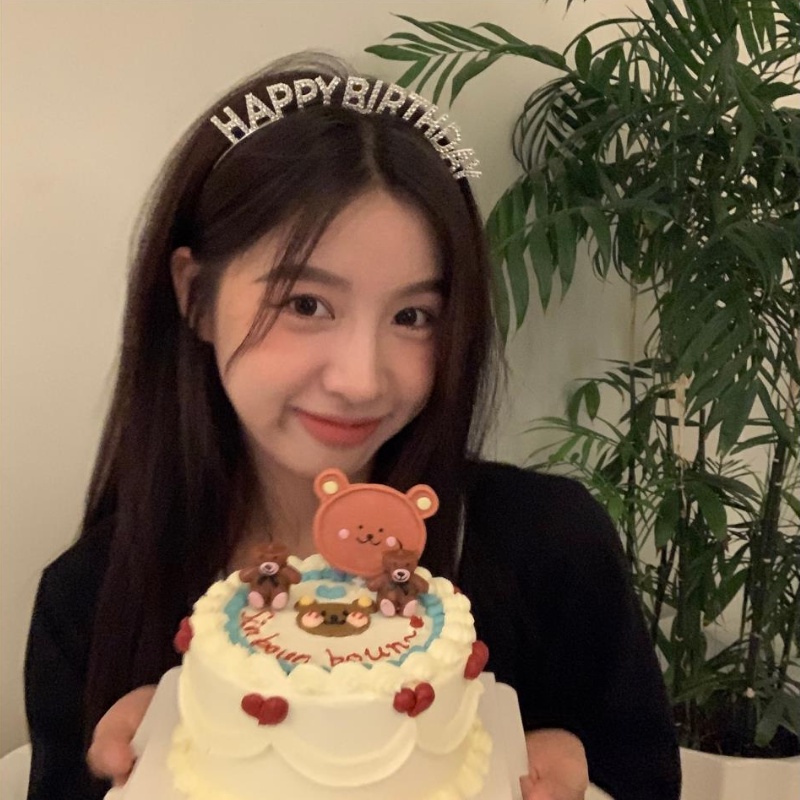 Băng Đô Chữ Happy Birthday Đính Đá Lấp Lánh