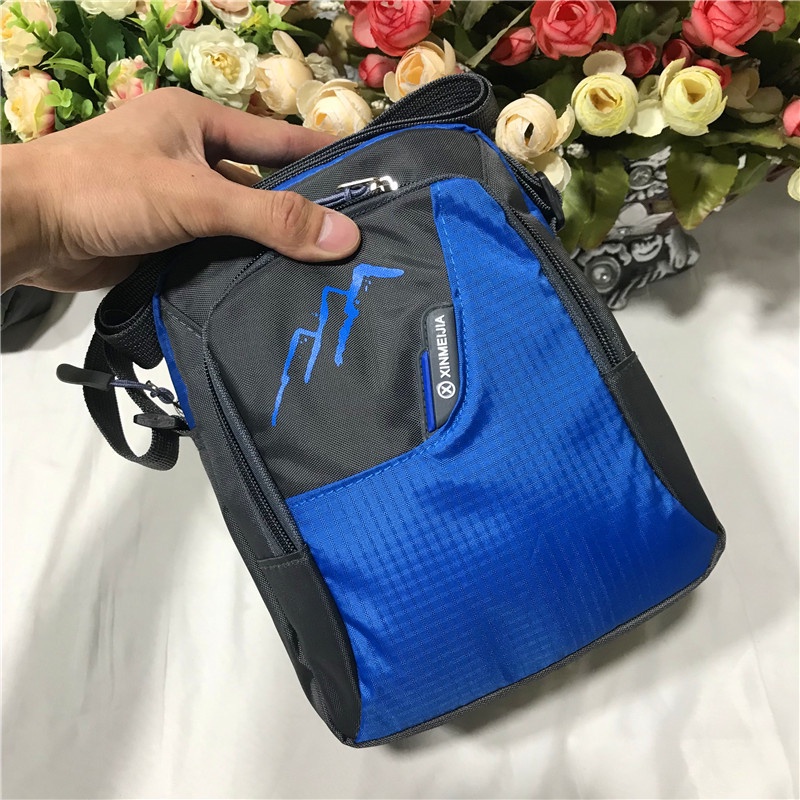Túi đeo chéo vải dù form đứng kiểu dáng thể thao năng động TUI-24