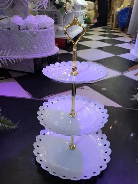 Hàng hot! Khay Đĩa nhựa 3 tầng đựng bánh kẹo trái cây