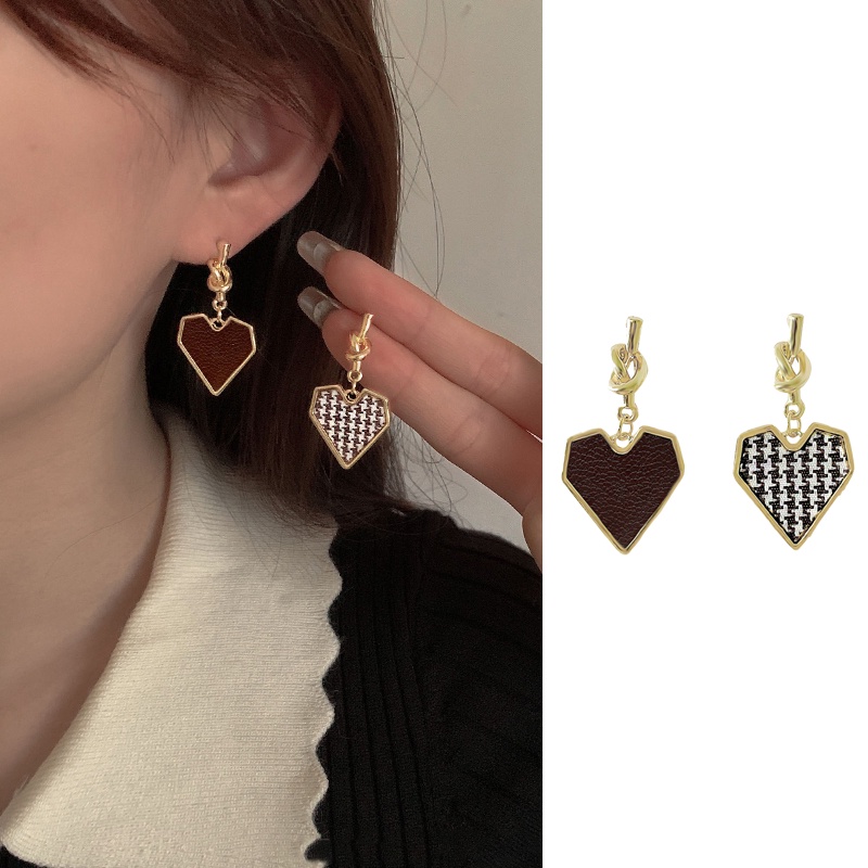 Khuyên tai hình trái tim mạ bạc 925 thời trang thu đông