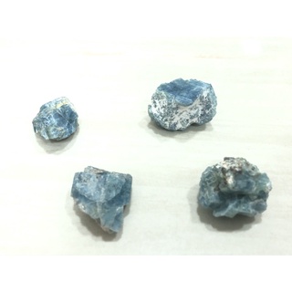 Aquamarine thô to da gương màu nước nhất nhiều cộng sinh cho dân sưu tầm