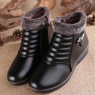 Giày boot cổ lông