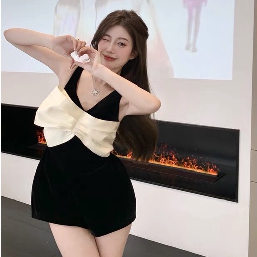 ( SẴN size S ) Jumsuit phối nơ ngực phong cách Tiểu thư , Áo liền quần sang chảnh