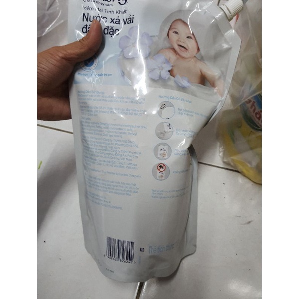 nước xả downy hương dịu nhẹ cho bé túi 1.6 lít ( mẫu mới thế cho hương sả)
