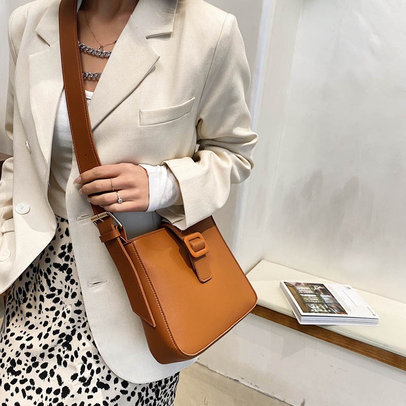 Túi đeo chéo IELGY phong cách cổ điển đơn giản thời trang dành cho nữ