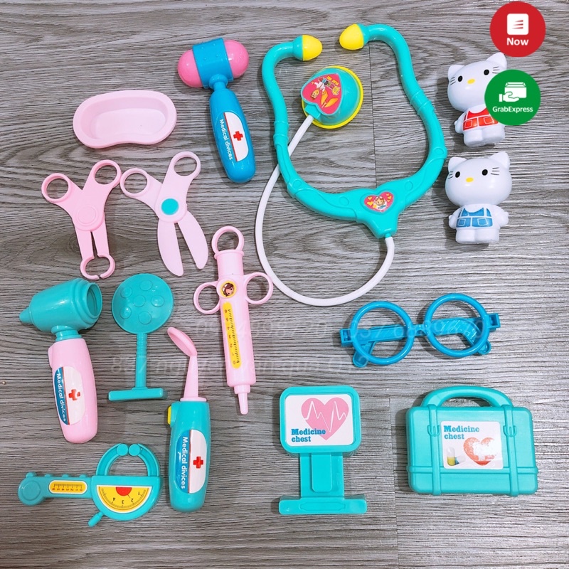 Đồ chơi bác sĩ mèo kitty bé thích làm bác sỹ
