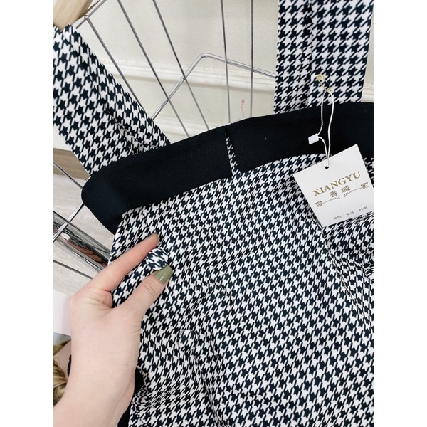 🌪🌪🌪 Sét áo kẻ 2 dây cúp ngực chun lưng về hàng xinh lắm ạ Chất tuyết mưa bao đẹp Cúc bọc cẩn thận chun lưng dễ mặc