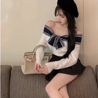 Áo trễ vai len nơ dior