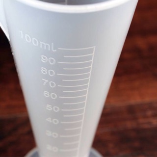 Ly đo lường 100ml có chia vạch