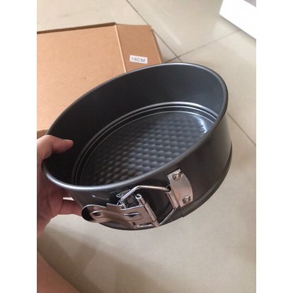 Khuôn làm bánh tròn đế rời có khóa làm bánh bông lan 16cm 18cm 20cm