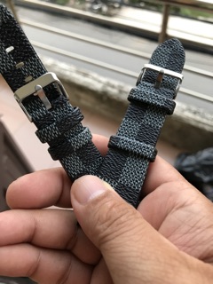 Dây đồng hồ LV Apple Watch