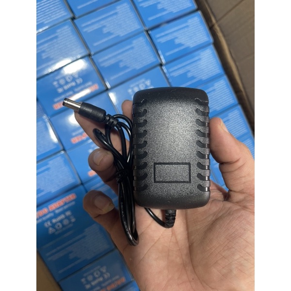 Nguồn 5v2A , 9V 2A, 12V-2A chân to 5.5 dùng ổn định cho thiết bị. Độ bên cao, chịu được điện chập chờn.