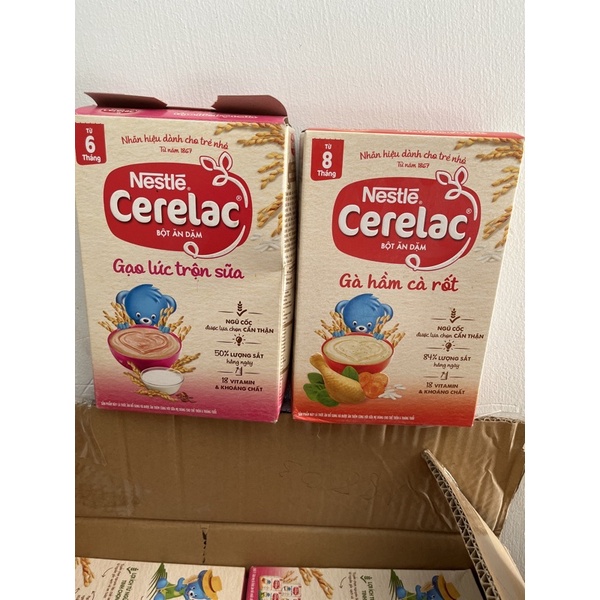 Thức ăn cho chó mèo