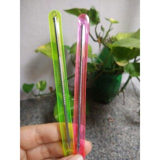 Que nặn mụn_cây nặn mụn inox